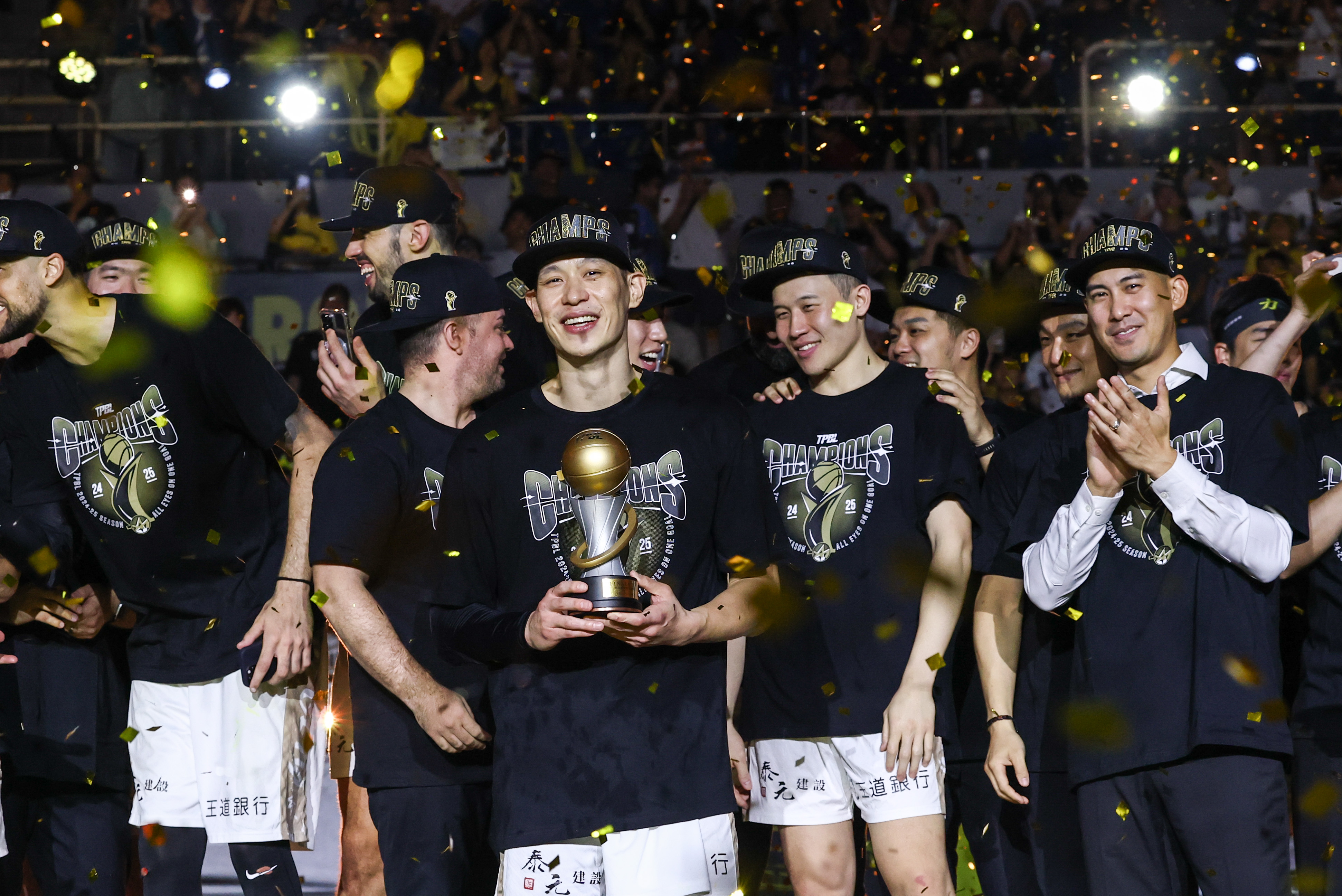 影像回顧／當掌聲落幕，感動仍在──林書豪的籃球之路